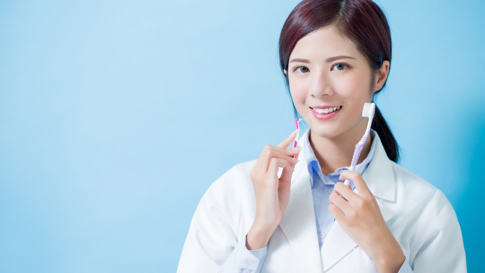 歯磨きのやりすぎに注意！症状・原因・正しいケアを解説