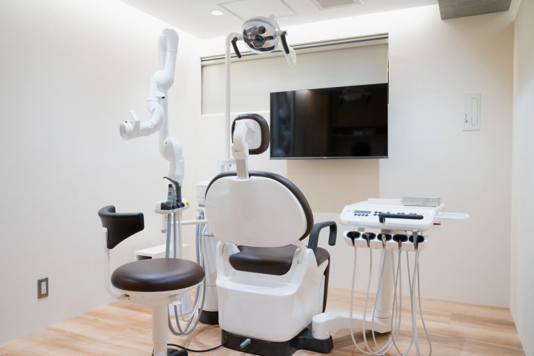 dental clinic Cたまプラーザの診察室（完全個室）｜たまプラーザ駅の歯医者・歯科 dental clinic Cたまプラーザ